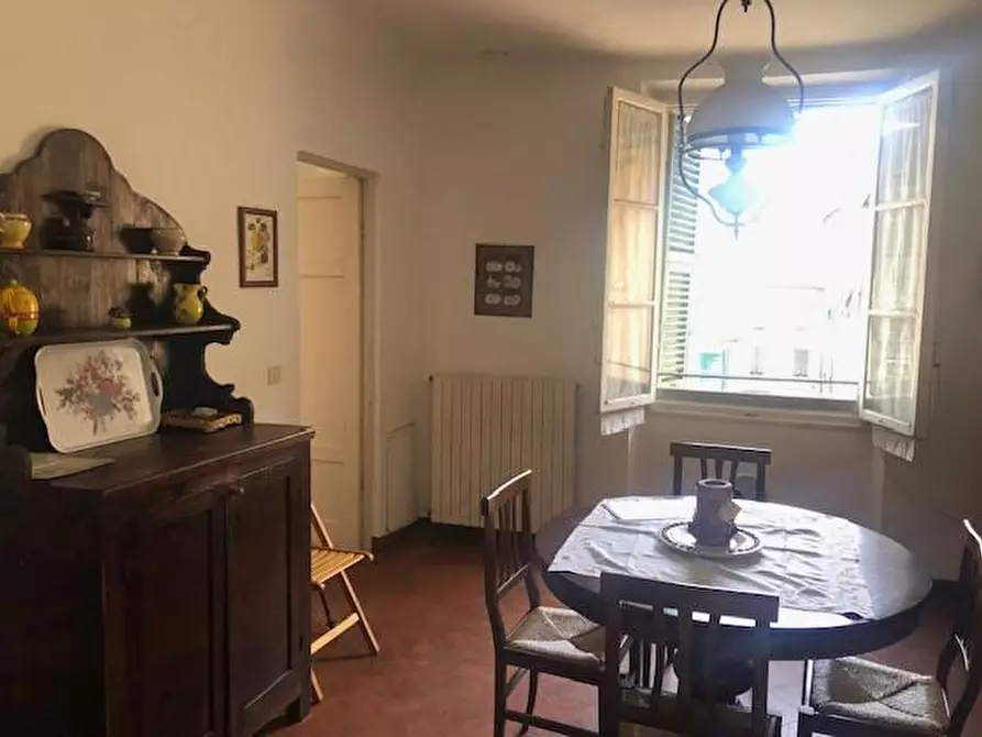 Immagine 2 di Appartamento in affitto  a Lucca
