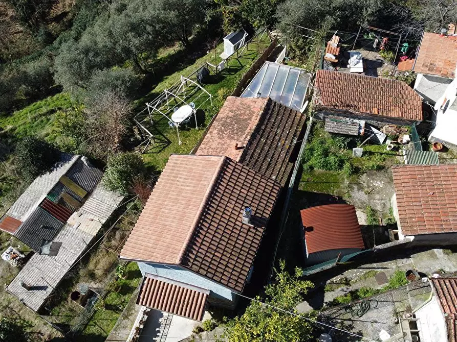 Immagine 6 di Casa semindipendente in vendita  a Montignoso