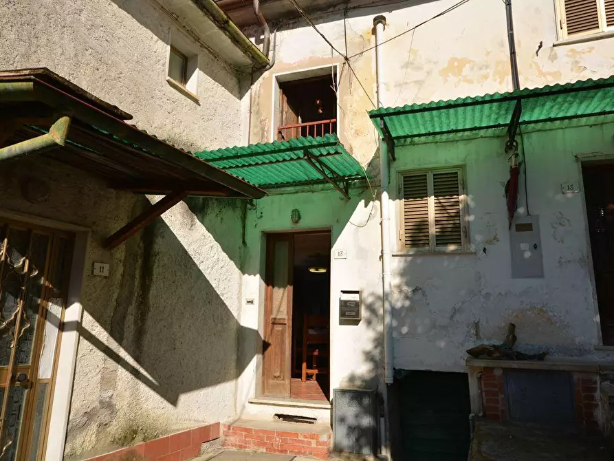 Immagine 22 di Casa semindipendente in vendita  a Montignoso