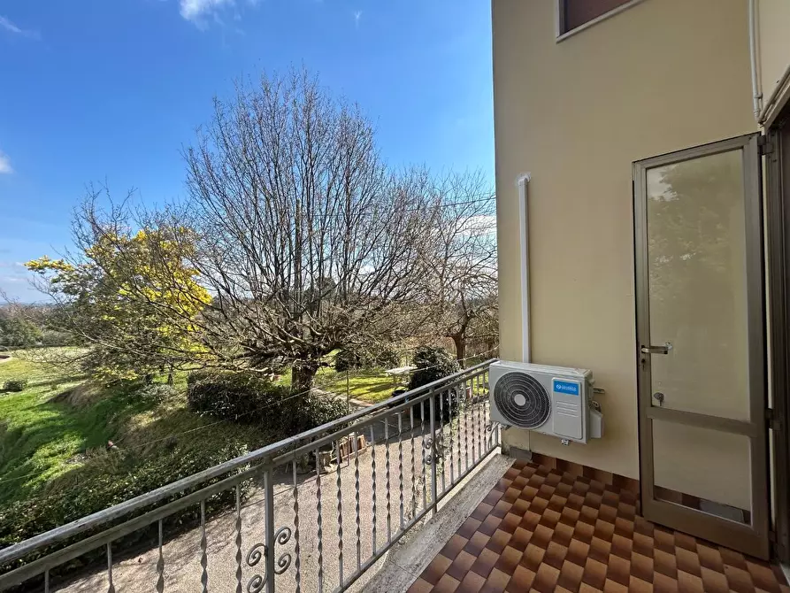 Immagine 37 di Porzione di casa in vendita  a Fucecchio