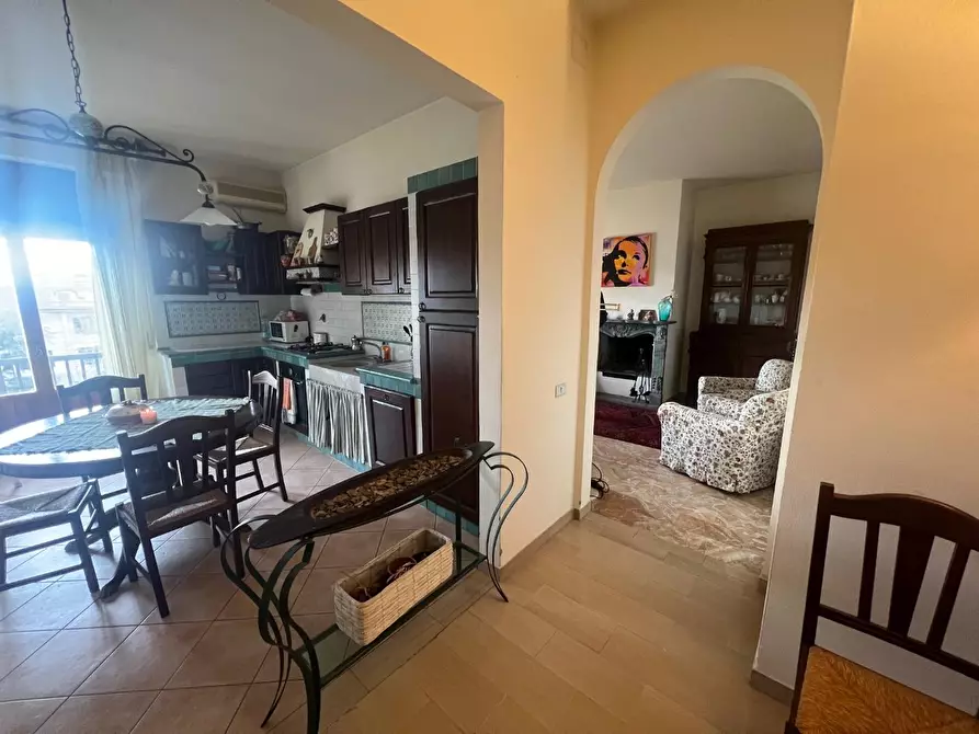 Immagine 2 di Appartamento in vendita  a Empoli