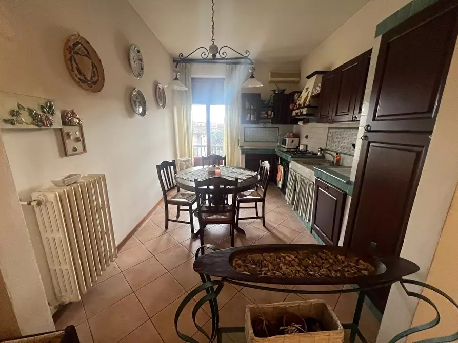 Immagine 3 di Appartamento in vendita  a Empoli