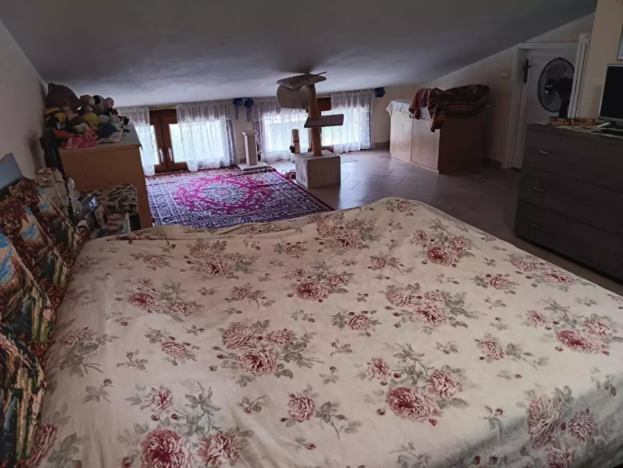 Immagine 11 di Appartamento in vendita  a Massa