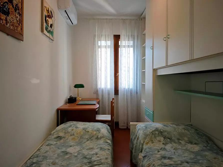 Immagine 12 di Villetta a schiera in affitto  a Forte Dei Marmi