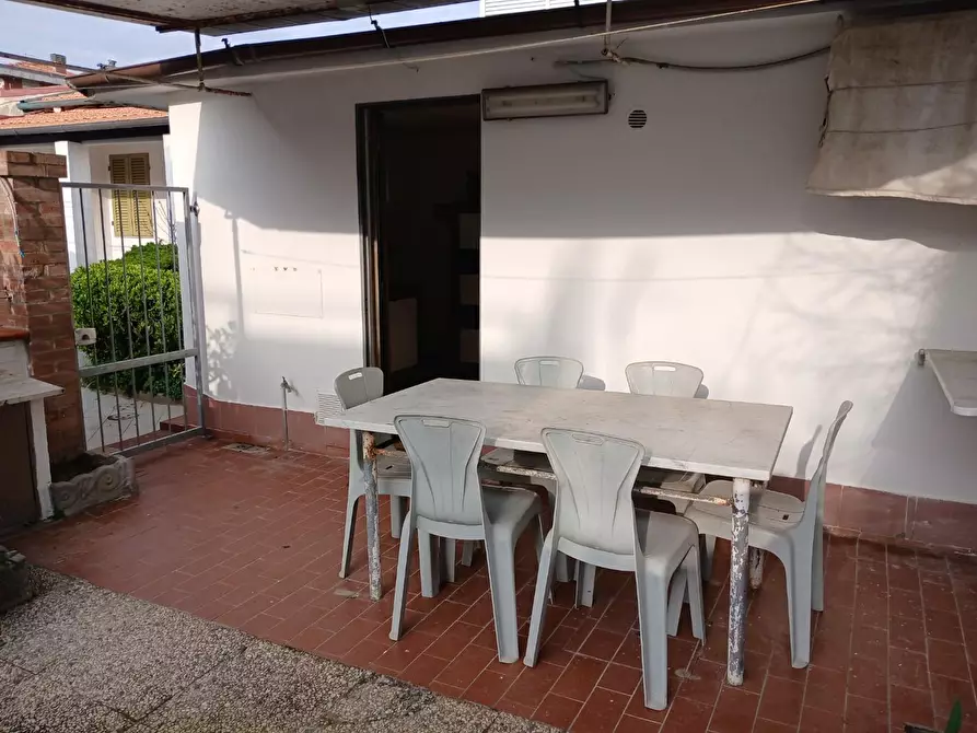 Immagine 7 di Villa in affitto  a Pisa