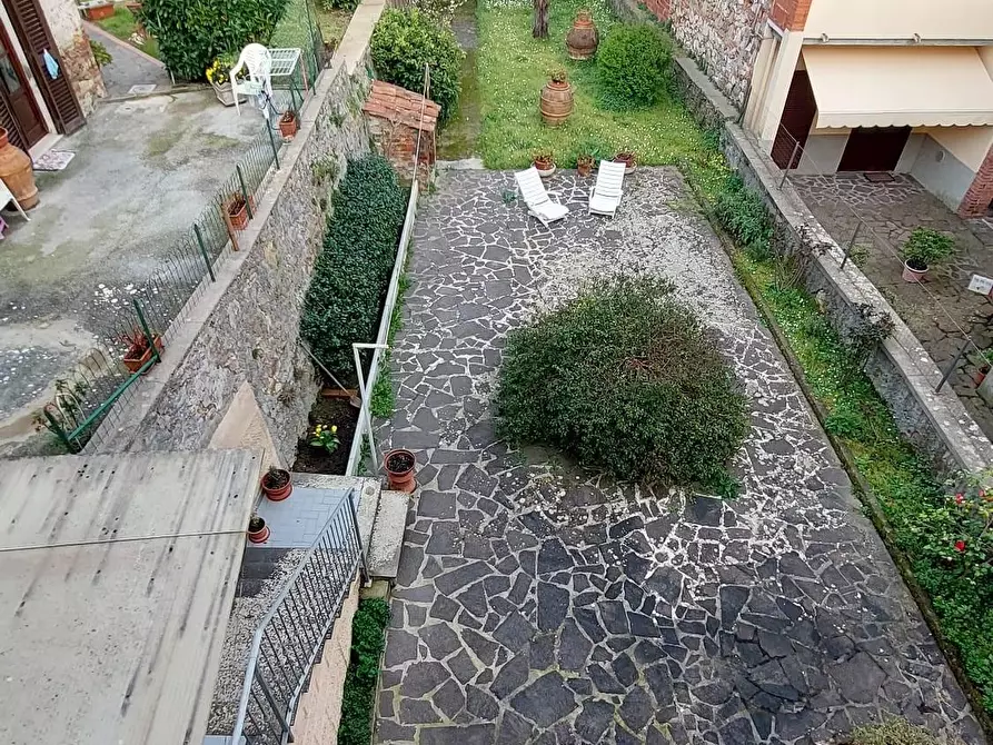 Immagine 27 di Terratetto in vendita  a Buti