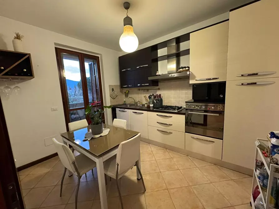 Immagine 7 di Appartamento in vendita  a Cascina