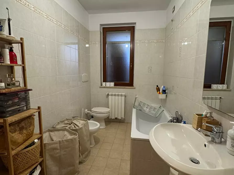 Immagine 23 di Appartamento in vendita  a Cascina