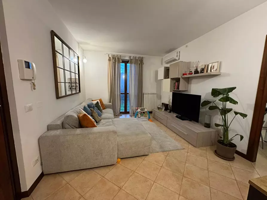 Immagine 5 di Appartamento in vendita  a Cascina