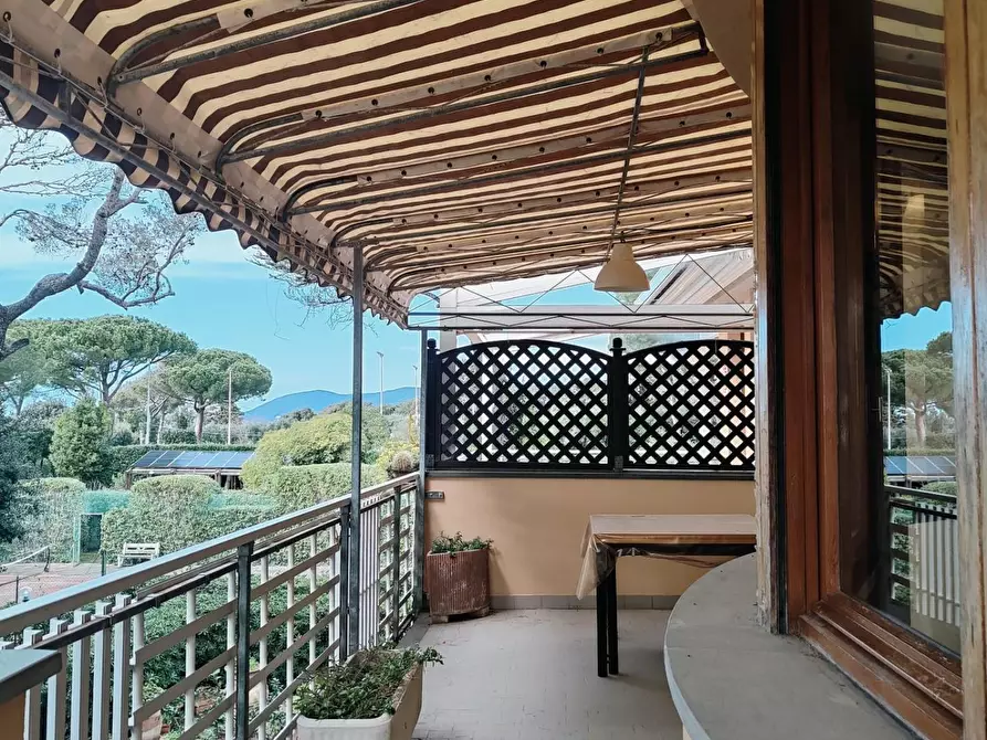 Immagine 30 di Mansarda in vendita  a Rosignano Marittimo