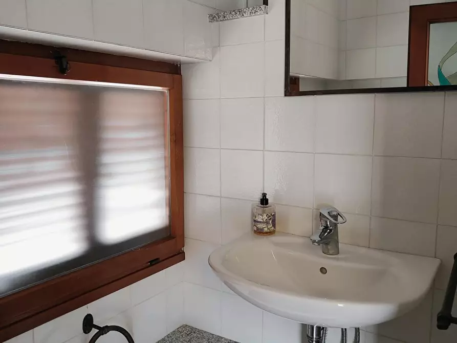 Immagine 46 di Mansarda in vendita  a Rosignano Marittimo