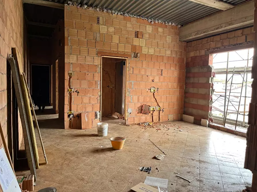 Immagine 15 di Appartamento in vendita  a Capannori