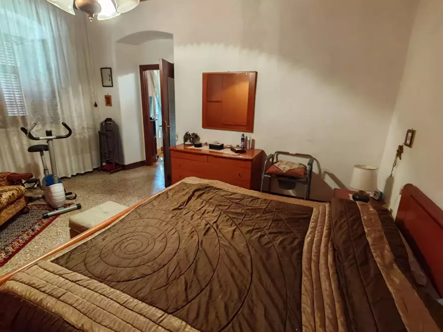 Immagine 27 di Casa semindipendente in vendita  a Carrara