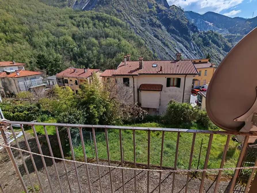 Immagine 14 di Casa semindipendente in vendita  a Carrara