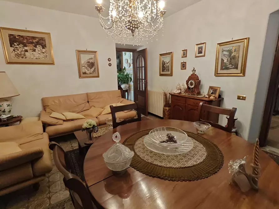 Immagine 12 di Casa semindipendente in vendita  a Carrara