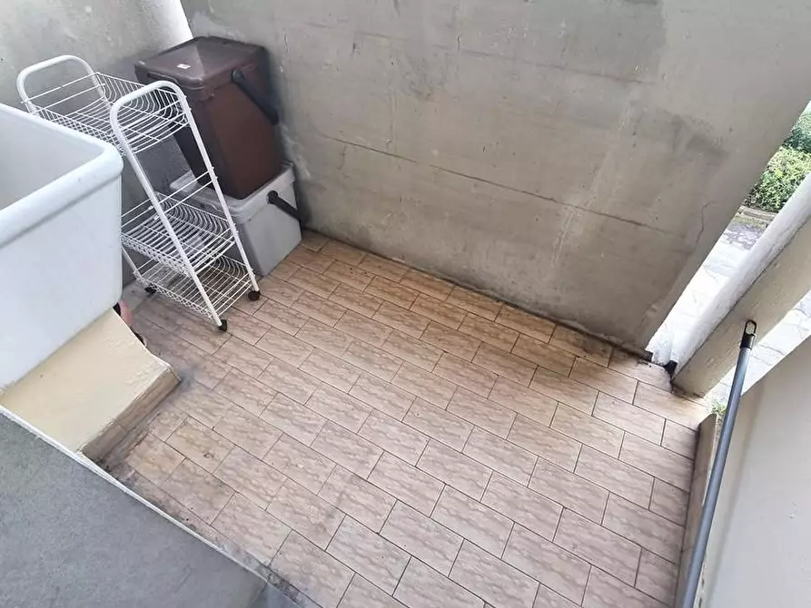 Immagine 10 di Appartamento in vendita  a Viareggio