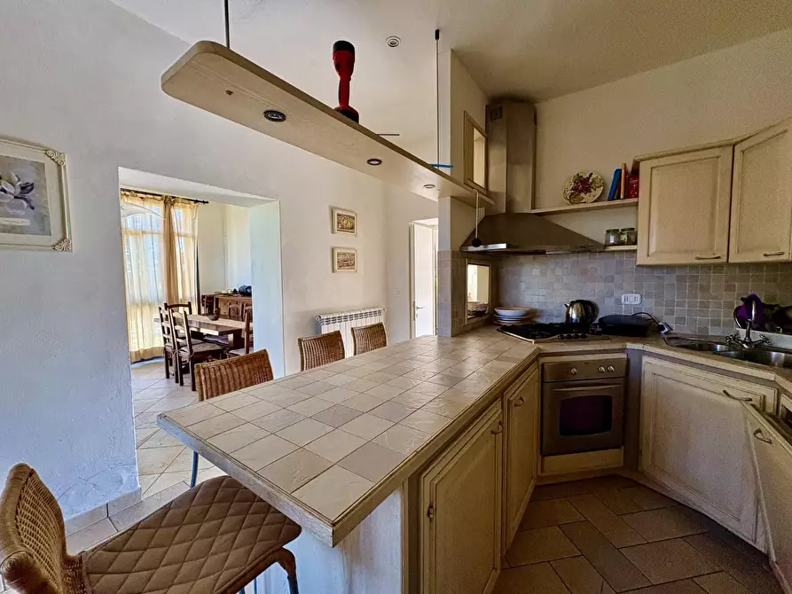 Immagine 11 di Casa colonica in vendita  a Volterra