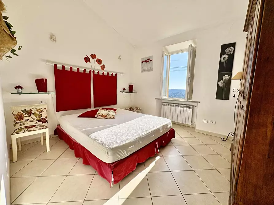 Immagine 26 di Casa colonica in vendita  a Volterra