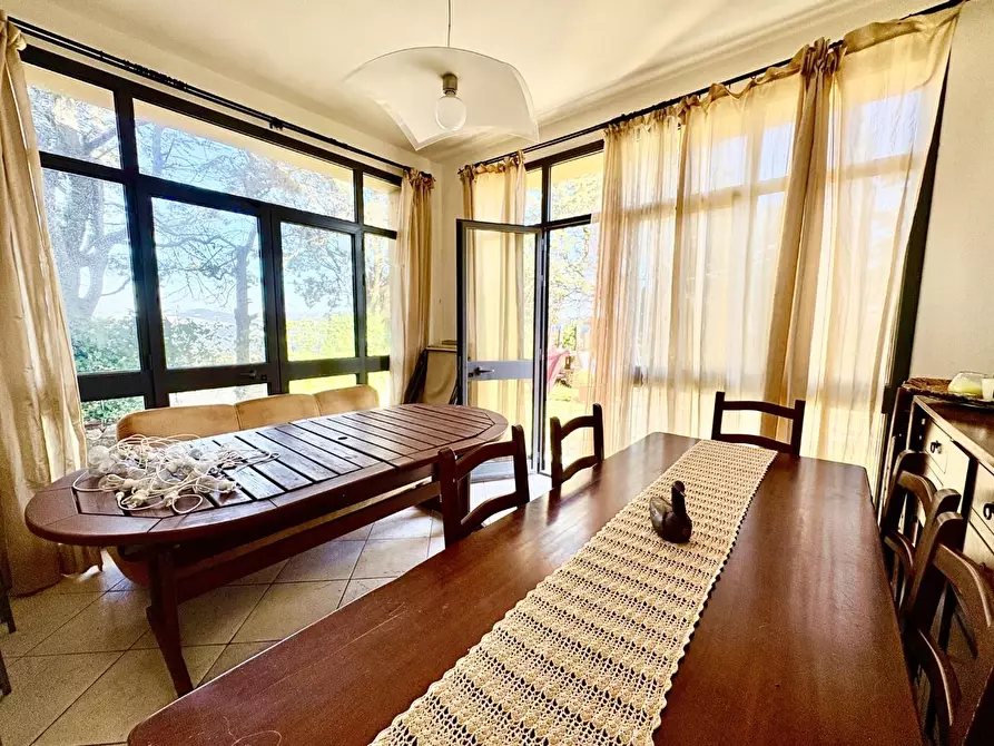 Immagine 9 di Casa colonica in vendita  a Volterra