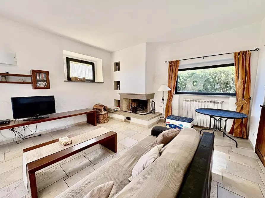 Immagine 5 di Casa colonica in vendita  a Volterra