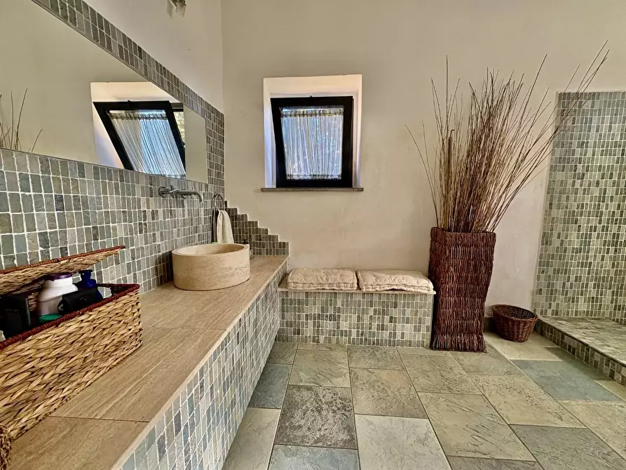 Immagine 15 di Casa colonica in vendita  a Volterra