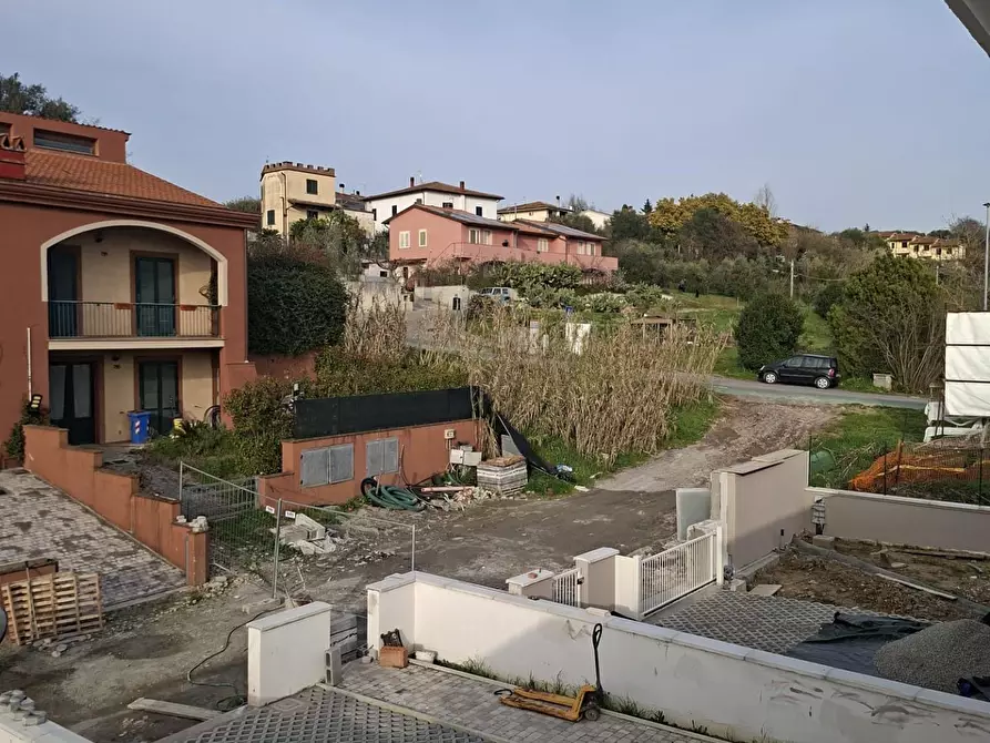 Immagine 9 di Villetta a schiera in vendita  a Santa Maria A Monte