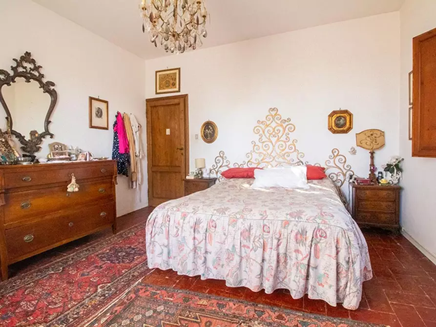 Immagine 14 di Villa in vendita  a San Giuliano Terme