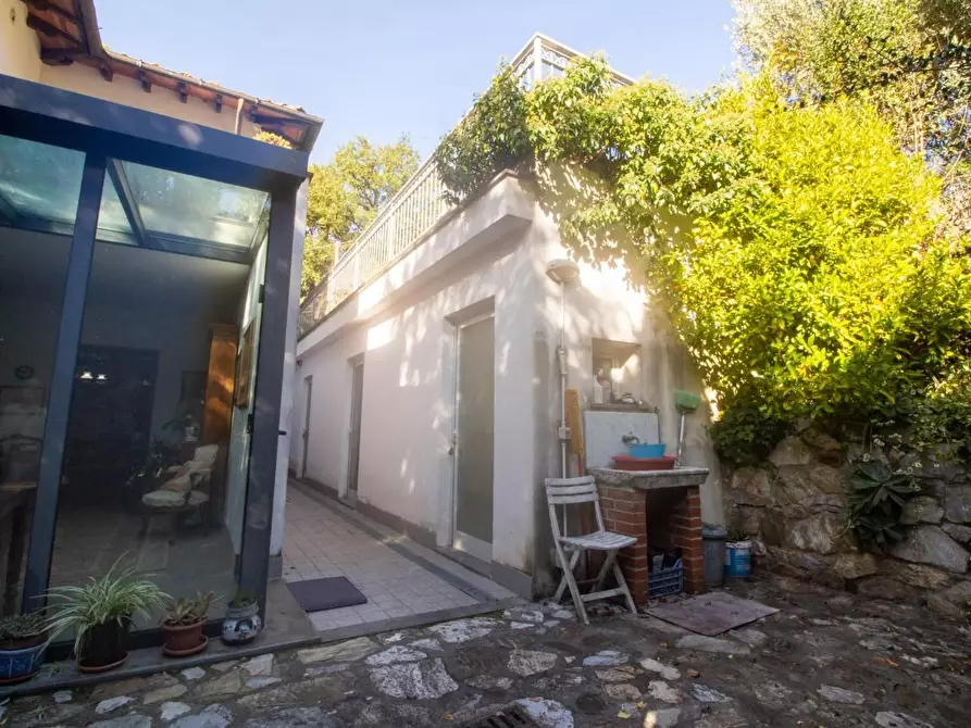 Immagine 32 di Villa in vendita  a San Giuliano Terme