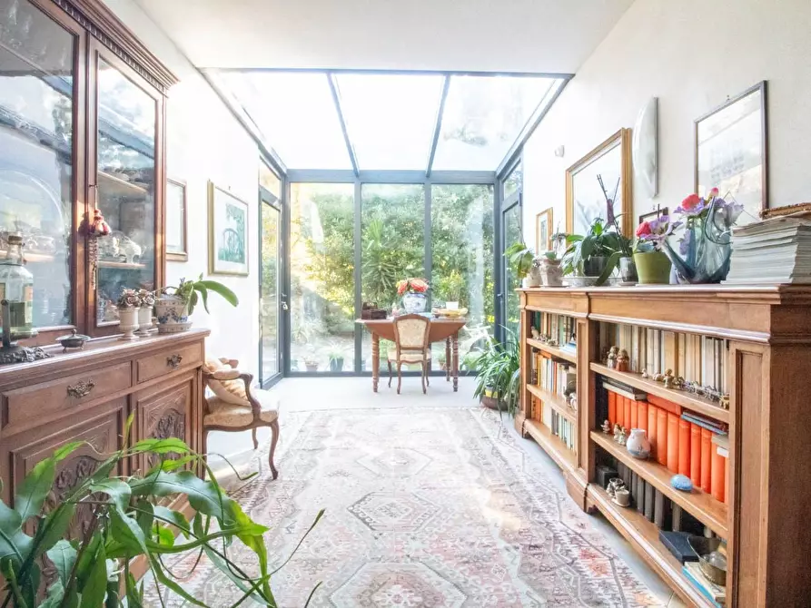 Immagine 10 di Villa in vendita  a San Giuliano Terme