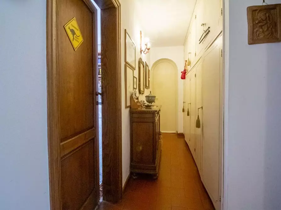 Immagine 12 di Villa in vendita  a San Giuliano Terme