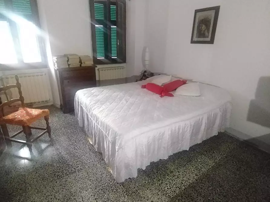 Immagine 5 di Terratetto in vendita  a Massa