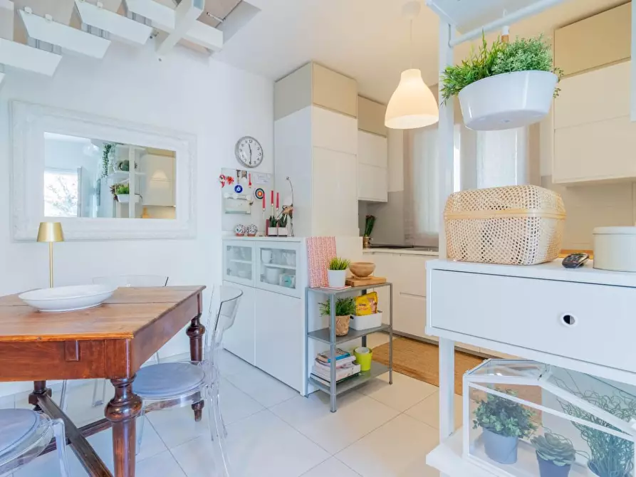 Immagine 9 di Villetta a schiera in vendita  a Calci