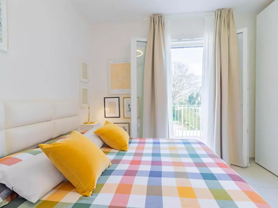 Immagine 23 di Villetta a schiera in vendita  a Calci