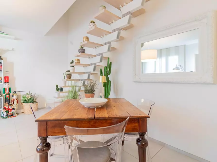 Immagine 12 di Villetta a schiera in vendita  a Calci