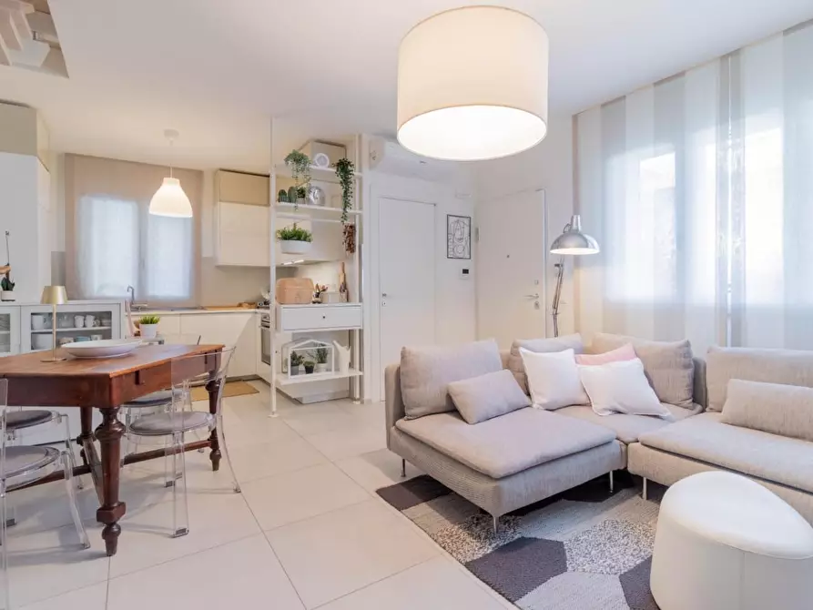 Immagine 16 di Villetta a schiera in vendita  a Calci