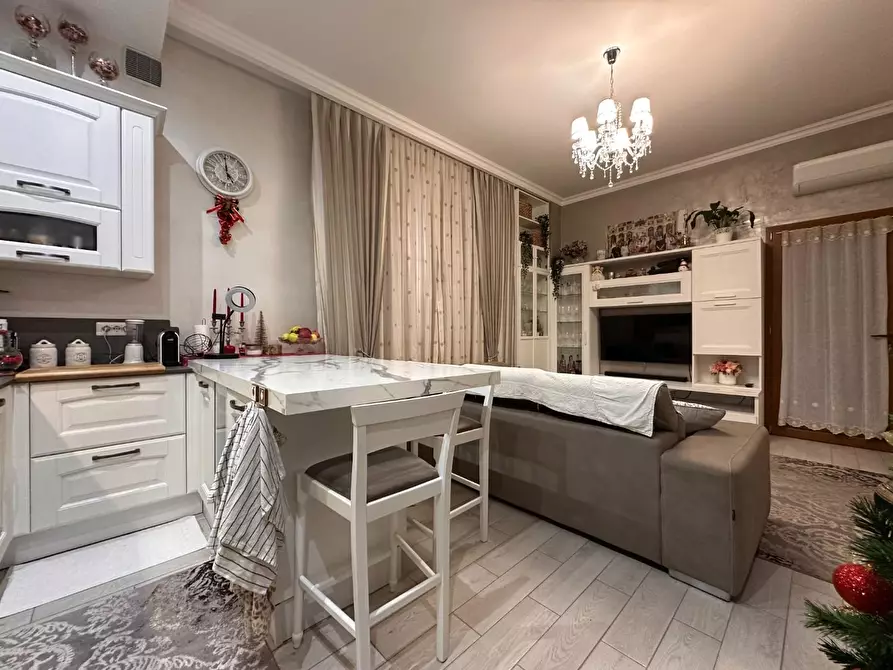 Immagine 13 di Appartamento in vendita  a Collesalvetti