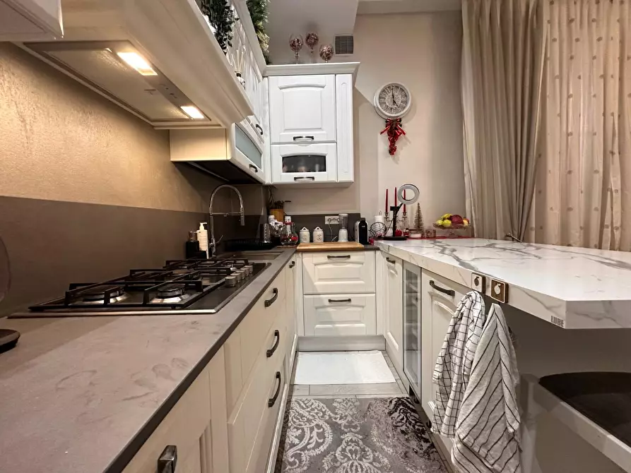 Immagine 11 di Appartamento in vendita  a Collesalvetti