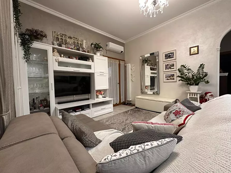 Immagine 4 di Appartamento in vendita  a Collesalvetti