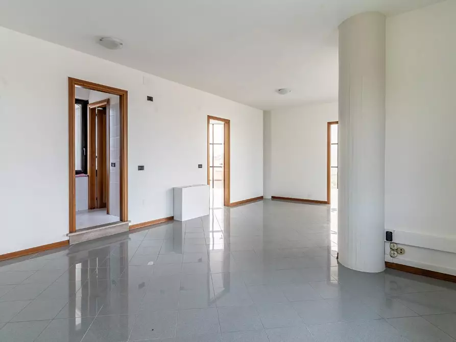 Immagine 8 di Appartamento in vendita  a Empoli