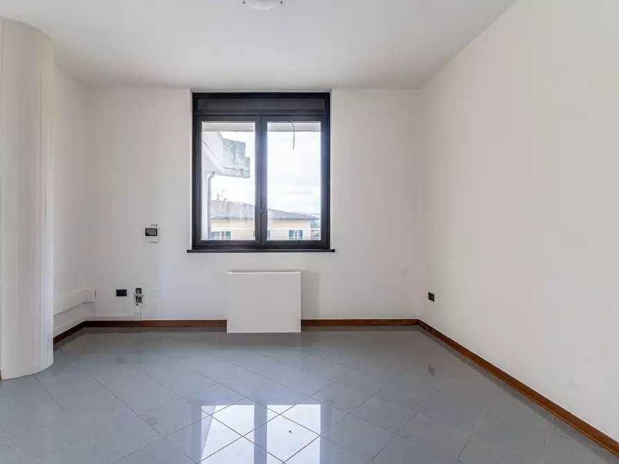 Immagine 11 di Appartamento in vendita  a Empoli