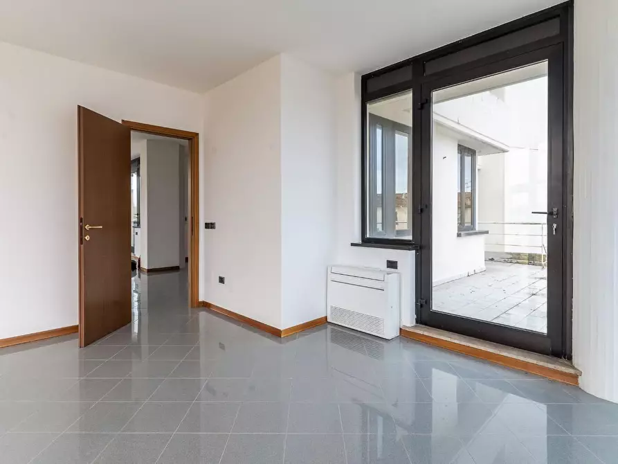 Immagine 21 di Appartamento in vendita  a Empoli