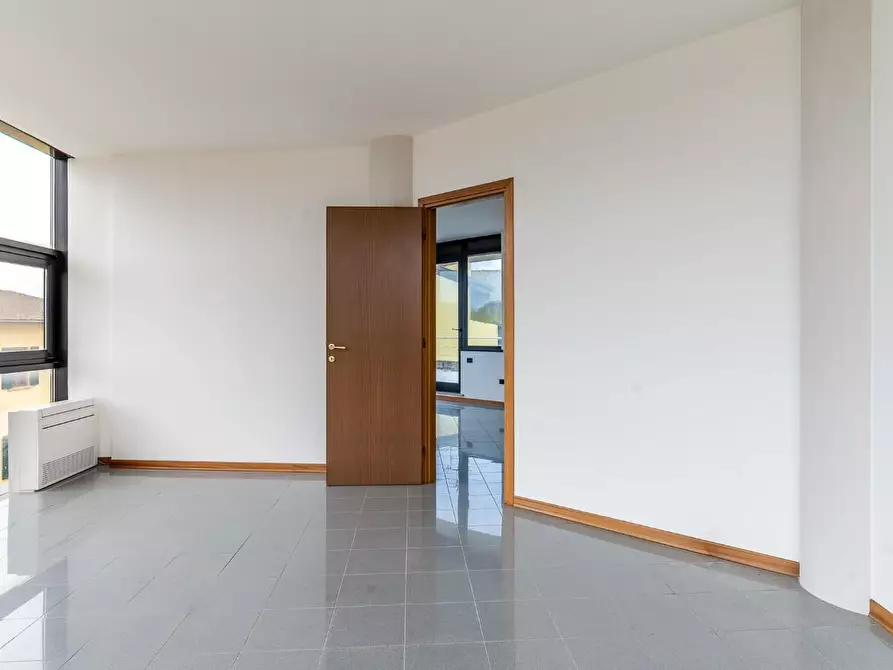 Immagine 4 di Appartamento in vendita  a Empoli