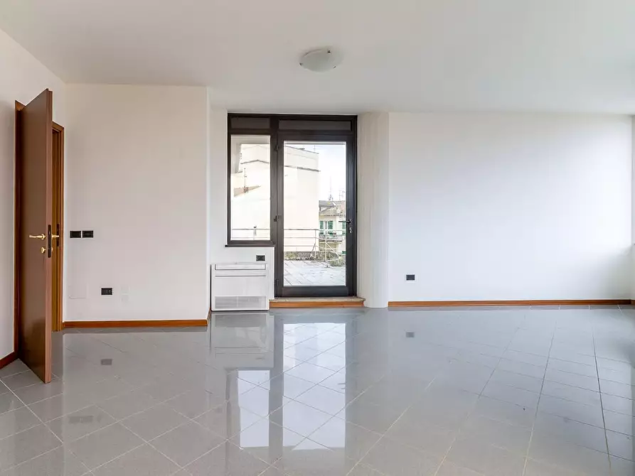 Immagine 20 di Appartamento in vendita  a Empoli