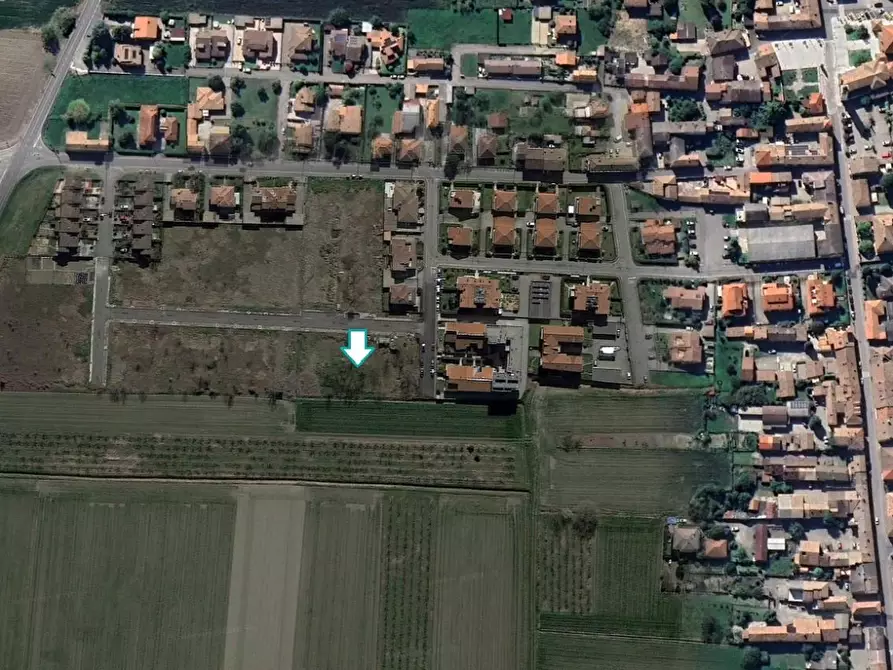 Immagine 1 di Terreno residenziale in vendita  a Lungavilla