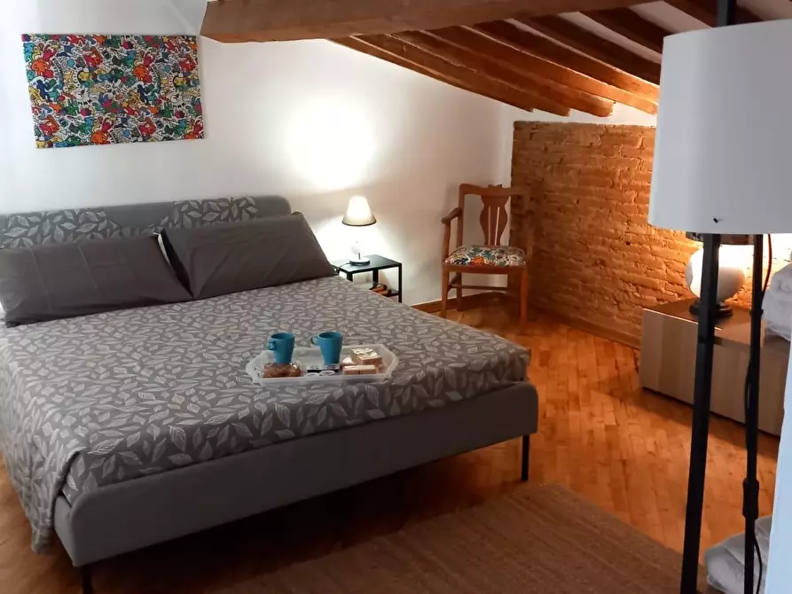 Immagine 8 di Mansarda in vendita  a Livorno