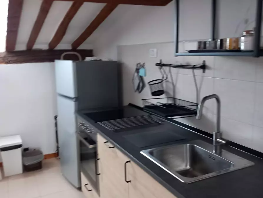 Immagine 5 di Mansarda in vendita  a Livorno