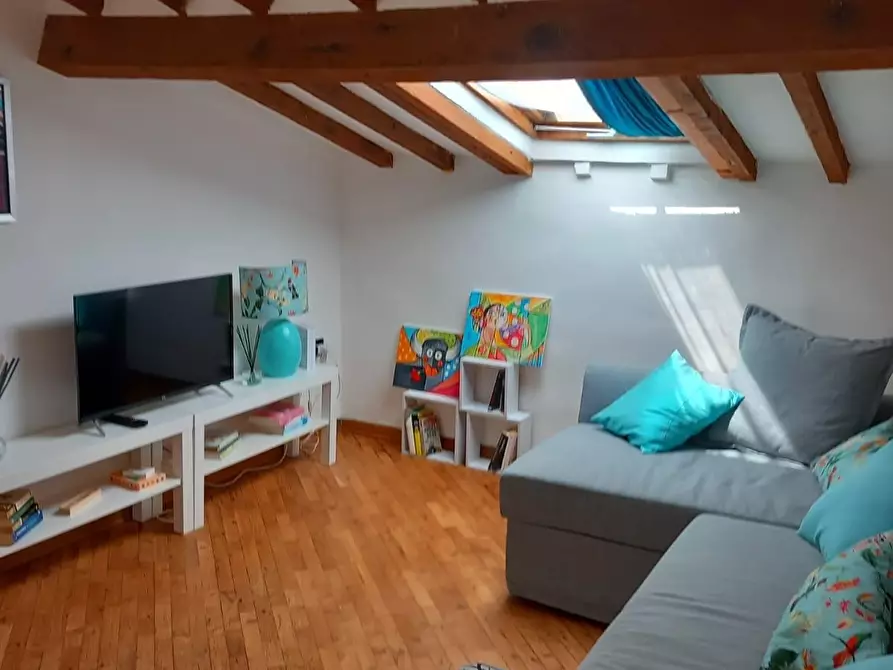 Immagine 1 di Mansarda in vendita  a Livorno