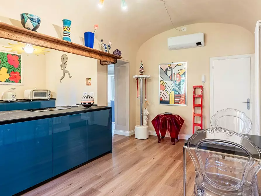 Immagine 4 di Appartamento in vendita  a Lajatico