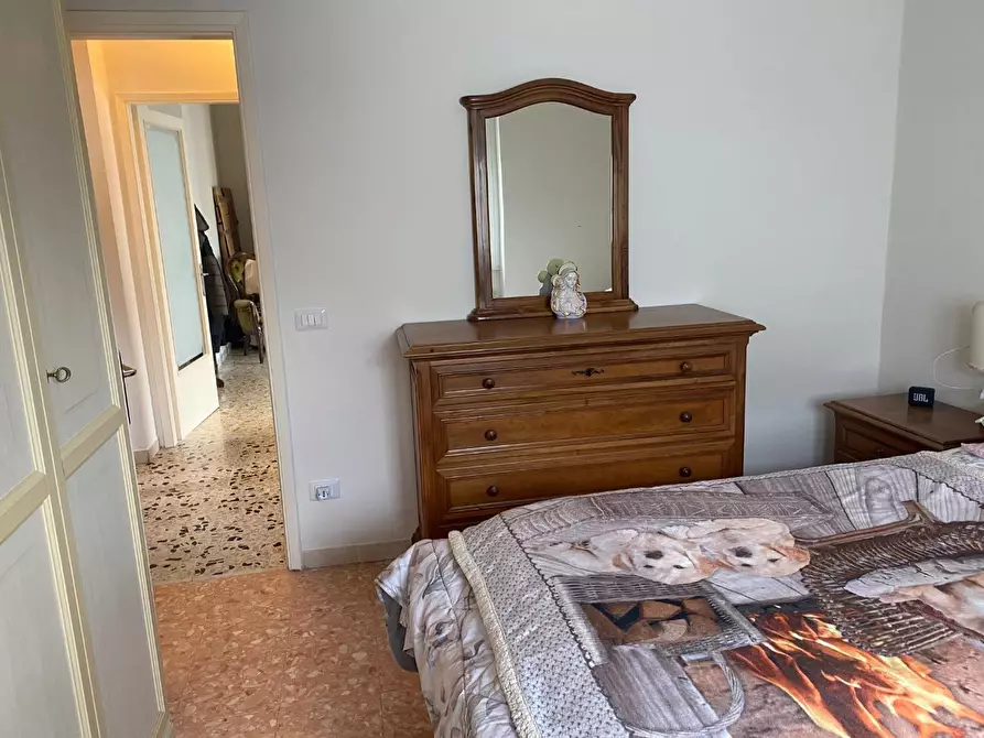 Immagine 12 di Appartamento in vendita  a Viareggio