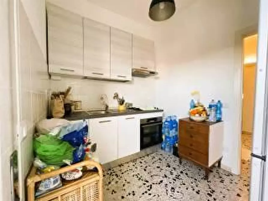 Immagine 3 di Appartamento in vendita  a Viareggio